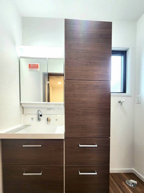 ｵｰｸｳﾞｨﾚｯｼﾞN12